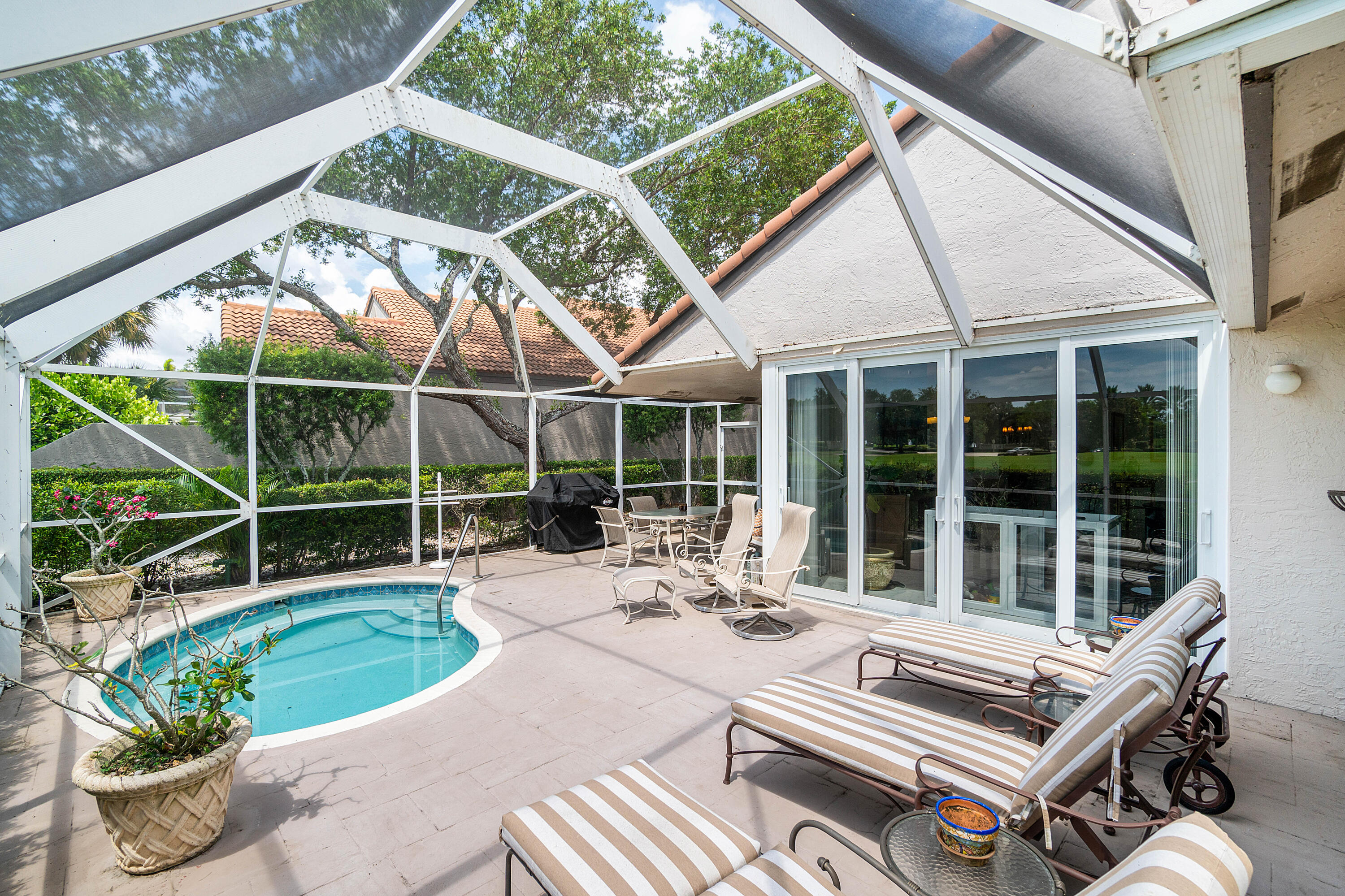 7200 Via Palomar Boca Raton, FL 33433 - Photo 32 of 37 large screened lanai