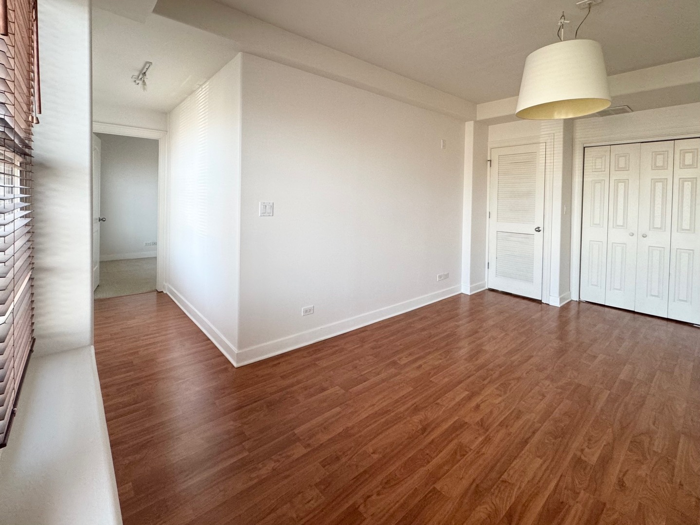 4335 West Irving Park Road, Unit 102 Chicago, IL 60641 - Photo 8 of 18