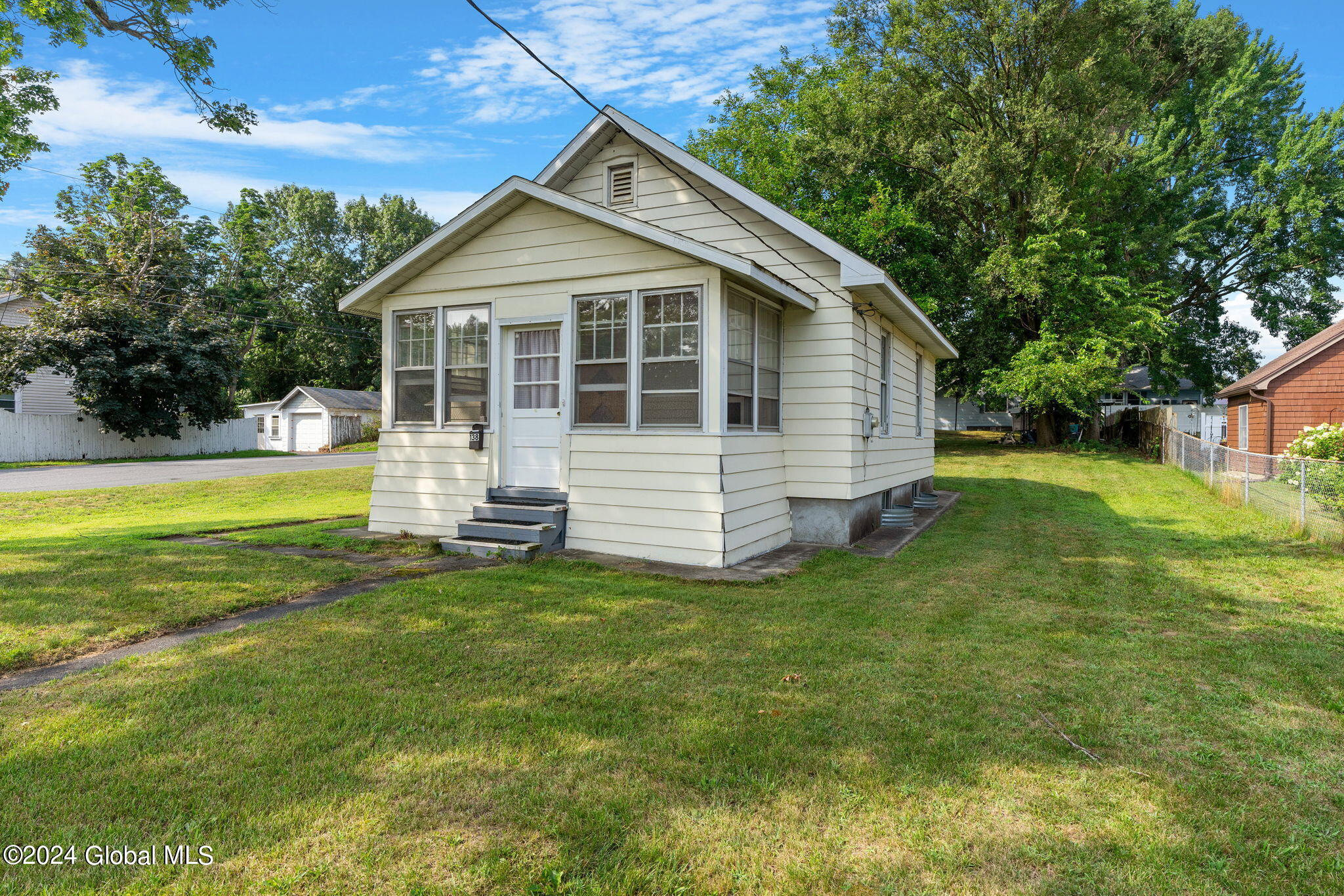 138 Sand Creek Road Colonie, NY 12205 - Photo 1 of 31 1