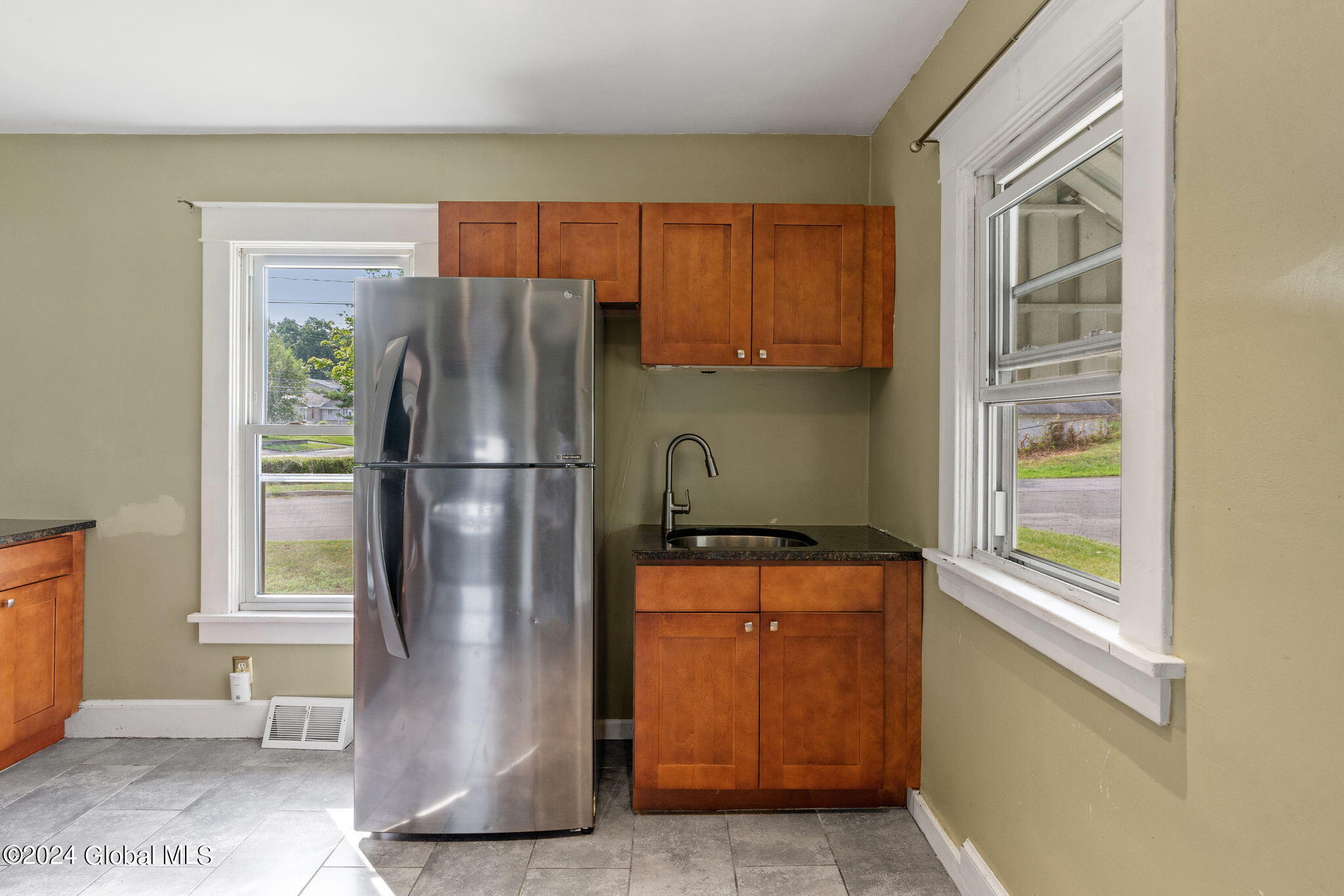 138 Sand Creek Road Colonie, NY 12205 - Photo 13 of 31 13