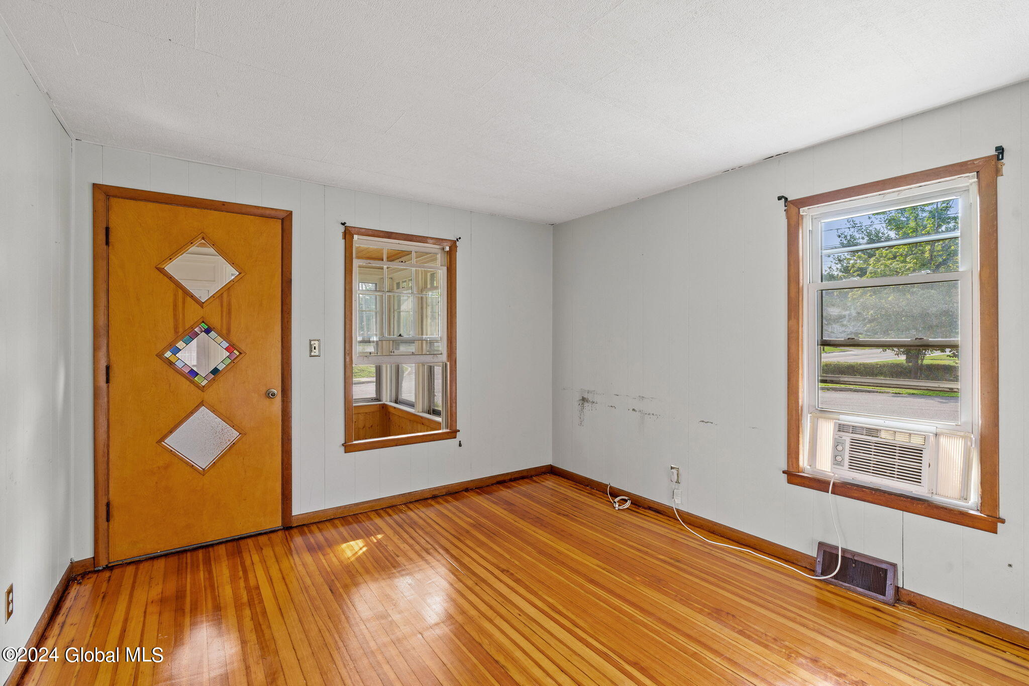 138 Sand Creek Road Colonie, NY 12205 - Photo 17 of 31 17