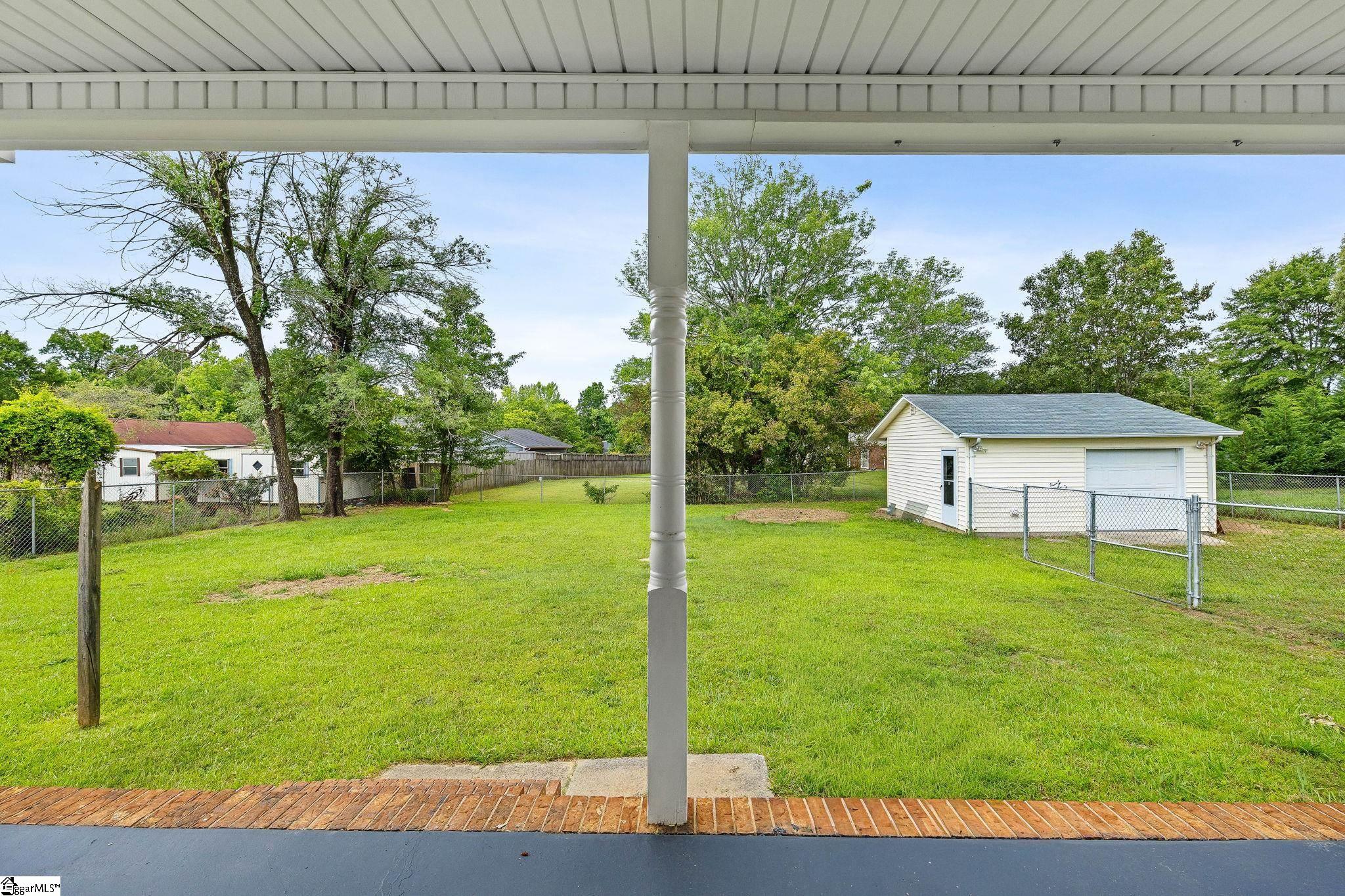 608 Lenhardt Road Greenville, SC 29611 - Photo 17 of 23 Gallery Image 17
