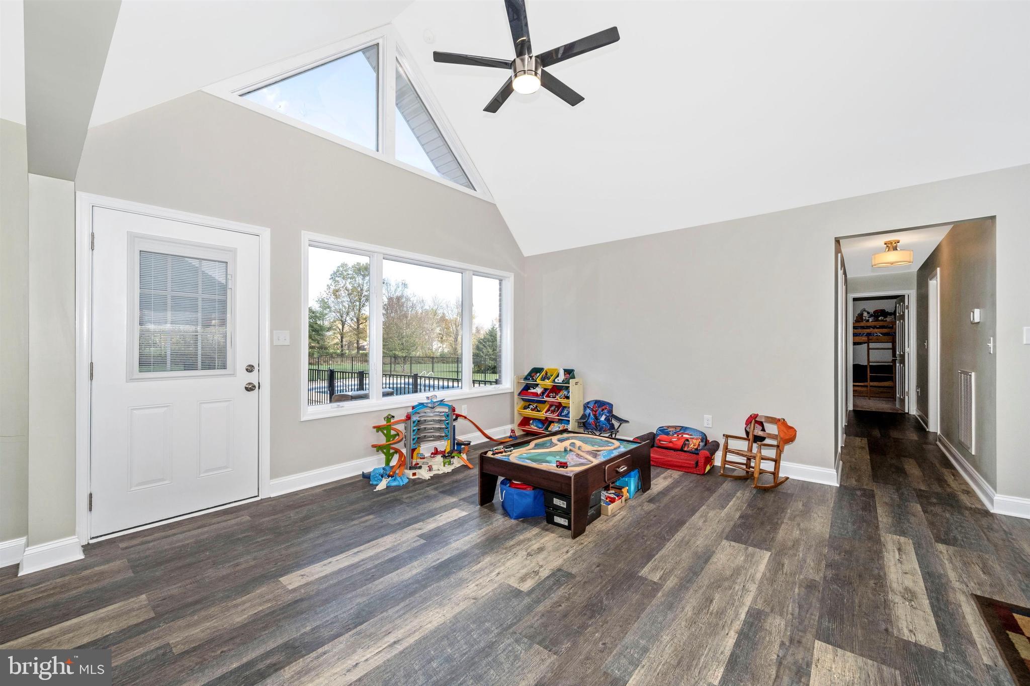 11868 Angleberger Road Thurmont, MD 21788 - Photo 8 of 51 Gallery Image 8