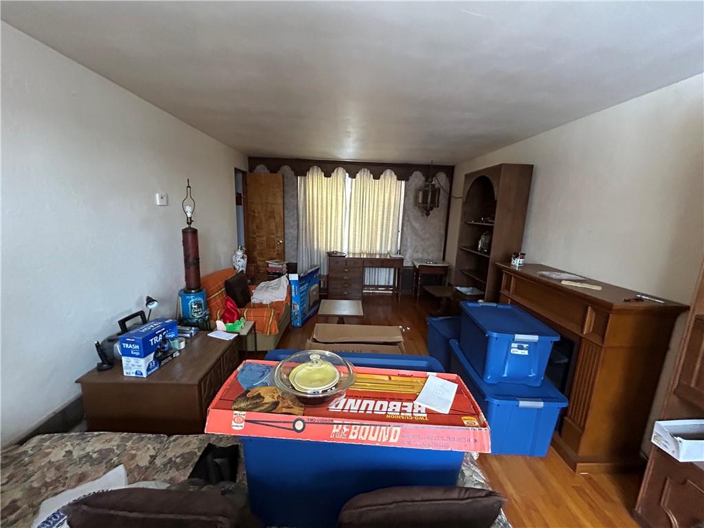 3931 Frederick Street Pittsburgh, PA 15227 - Photo 3 of 27