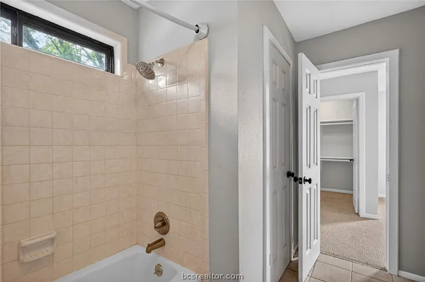 $395,000 | 2341 West Briargate Drive, Bryan, TX 77802