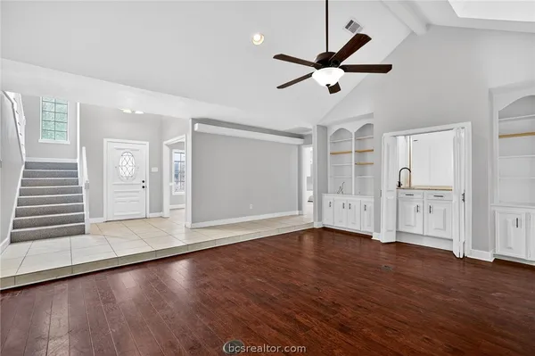 $395,000 | 2341 West Briargate Drive, Bryan, TX 77802