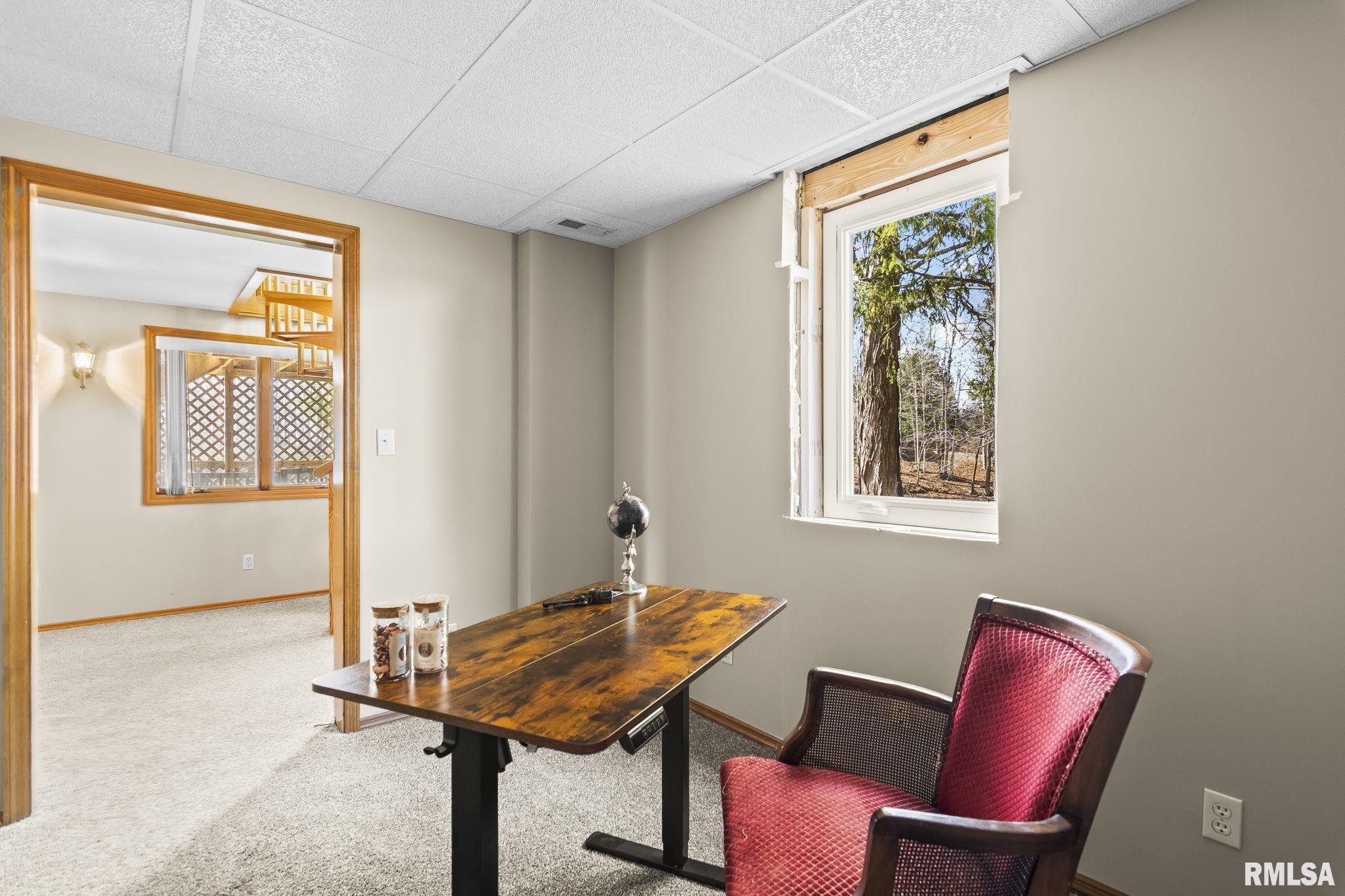 565 Paw-Paw Road Petersburg, IL 62675 - Photo 21 of 35