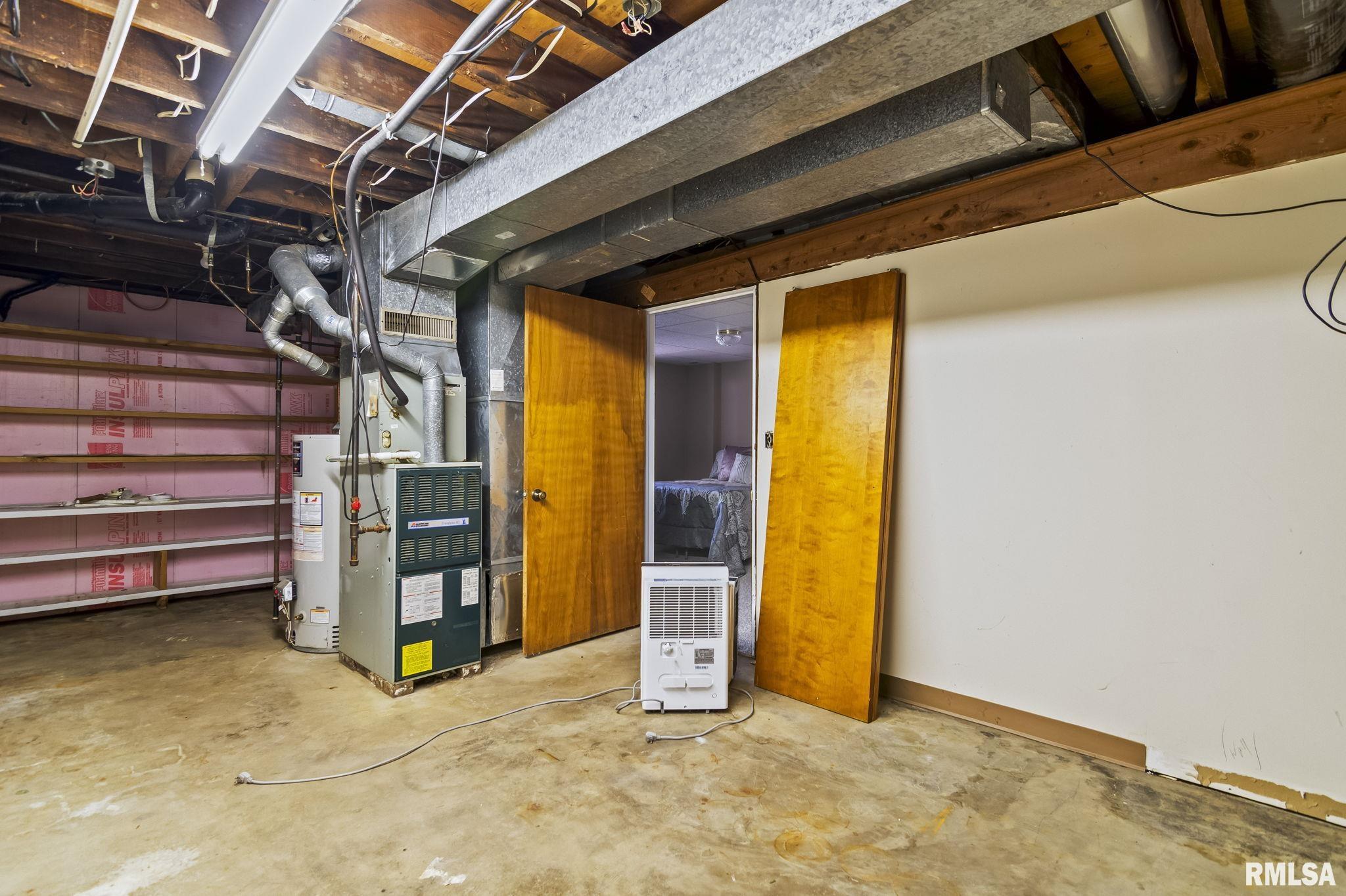 565 Paw-Paw Road Petersburg, IL 62675 - Photo 25 of 35