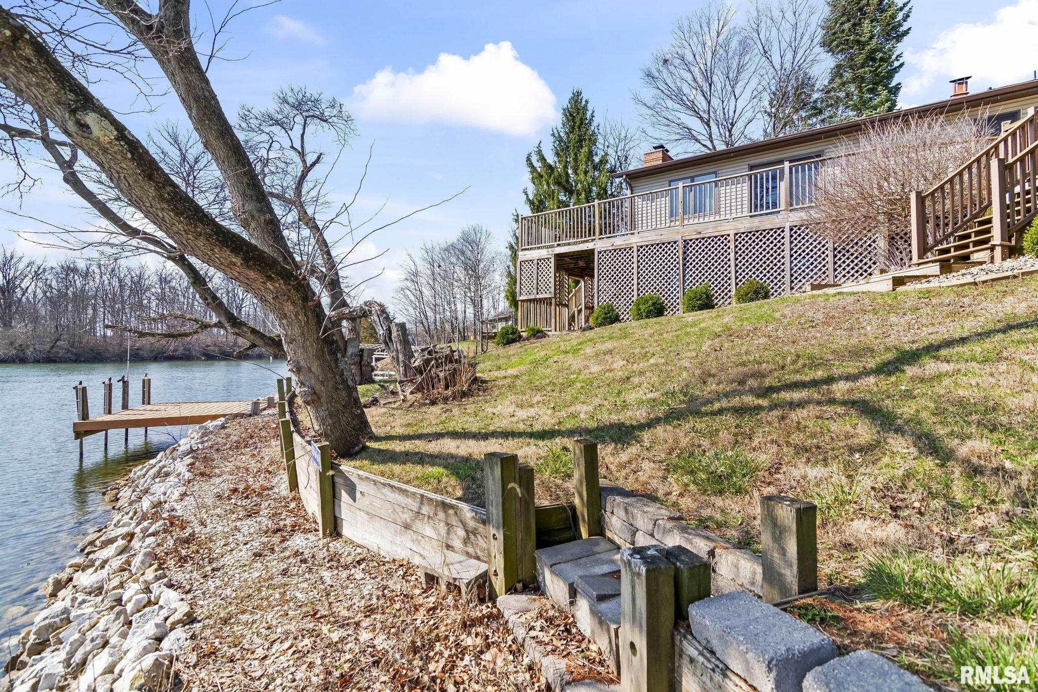 565 Paw-Paw Road Petersburg, IL 62675 - Photo 32 of 35