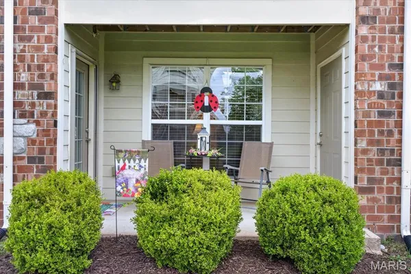 $195,000 | 1711 Piedmont Circle, Unit 101, St. Charles, MO 63304