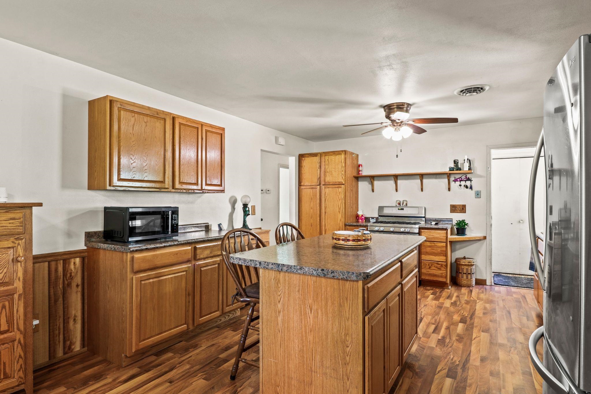 4990 Bultman Road Madison, WI 53704 - Photo 7 of 41
