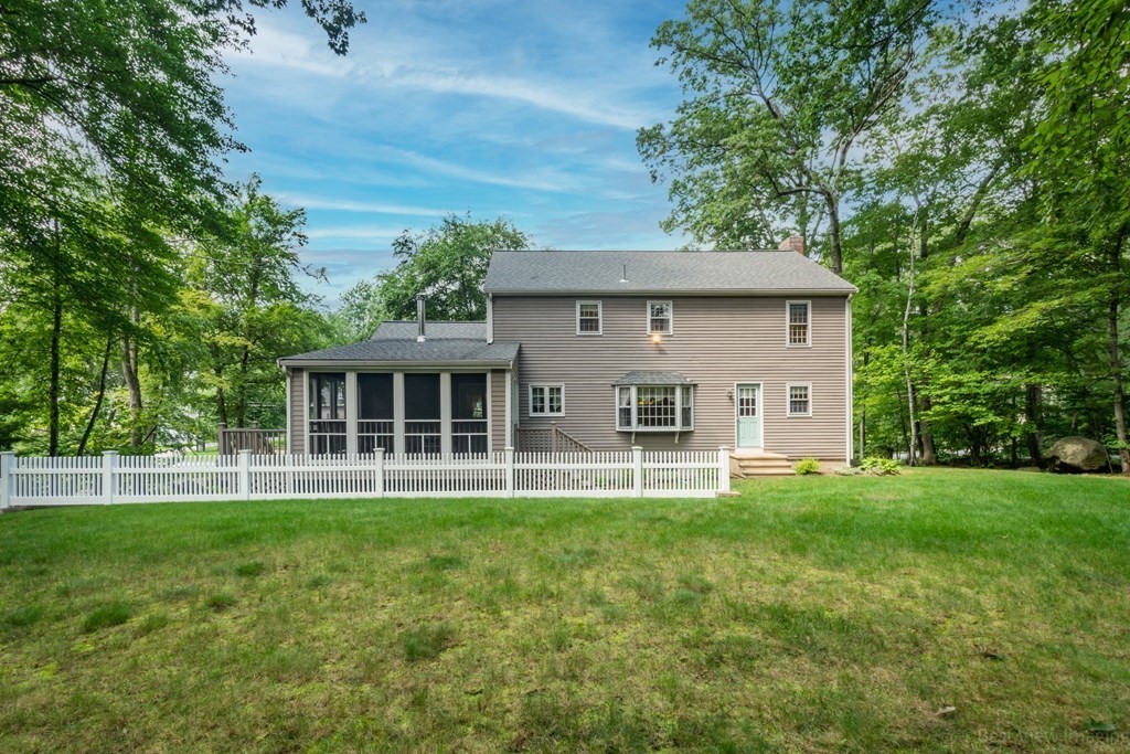 32 Squirrel Hill Road Acton, MA 01720 - Photo 25 of 27