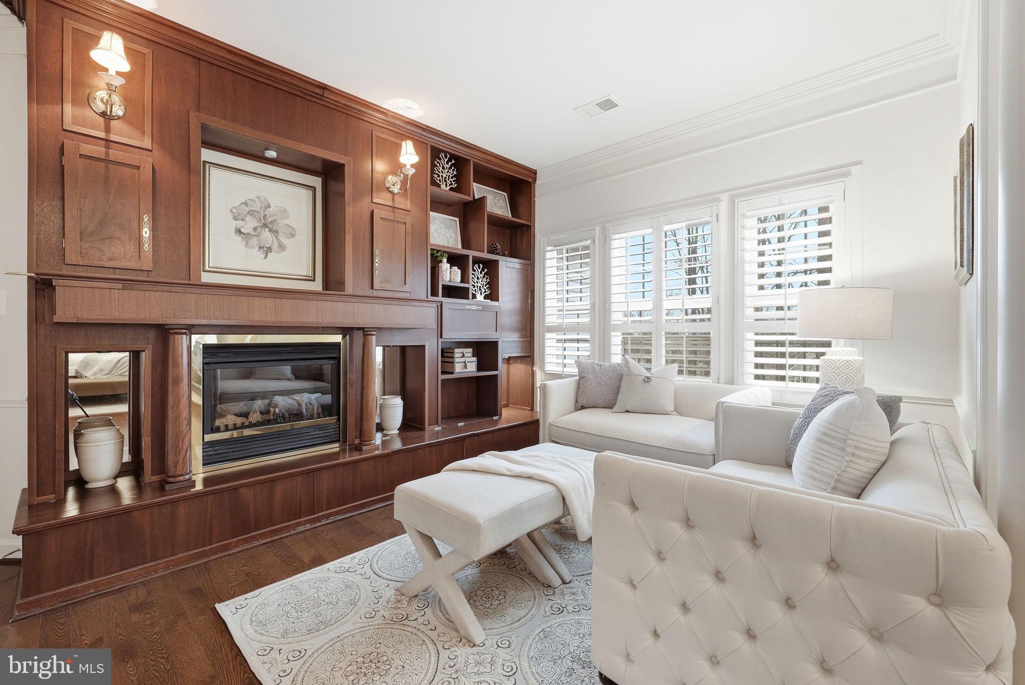 11588 Cedar Chase Road Herndon, VA 20170 - Photo 51 of 81 Primary Sitting Room