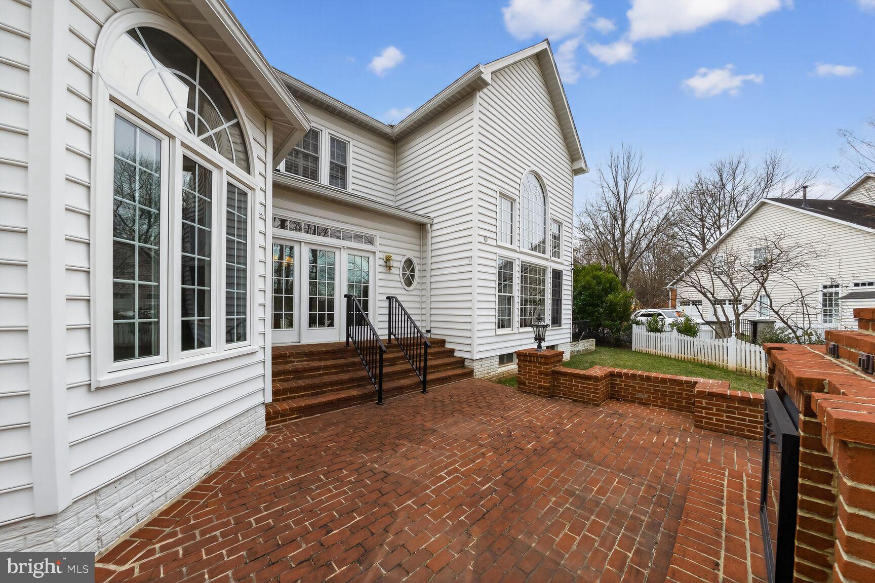 11588 Cedar Chase Road Herndon, VA 20170 - Photo 78 of 81 Back Patio