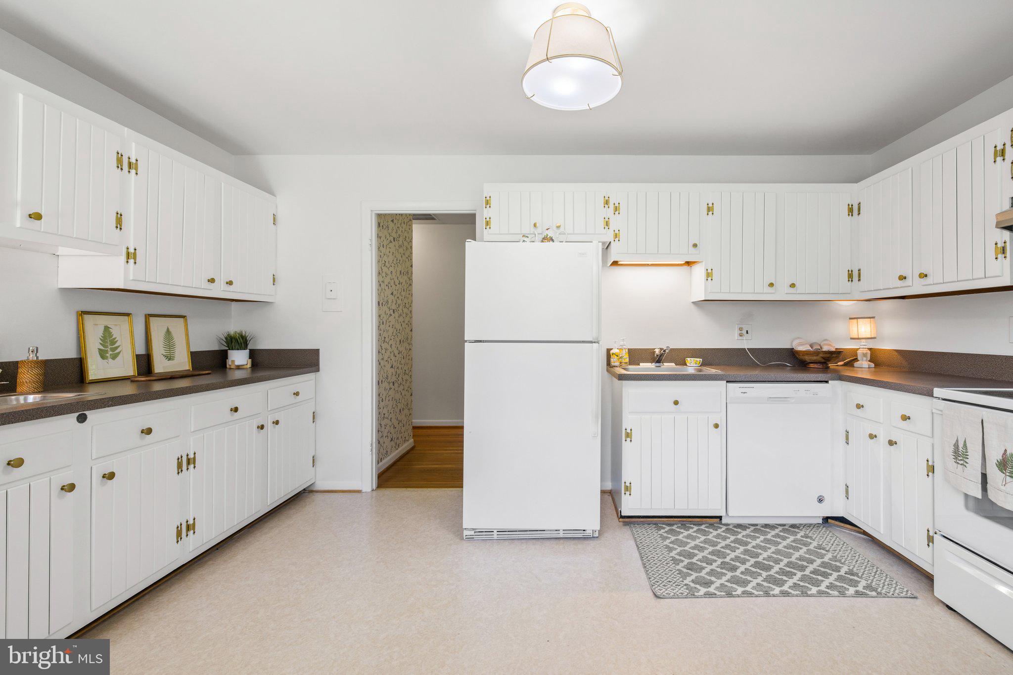 5396 Dumfries Road Warrenton, VA 20187 - Photo 14 of 39