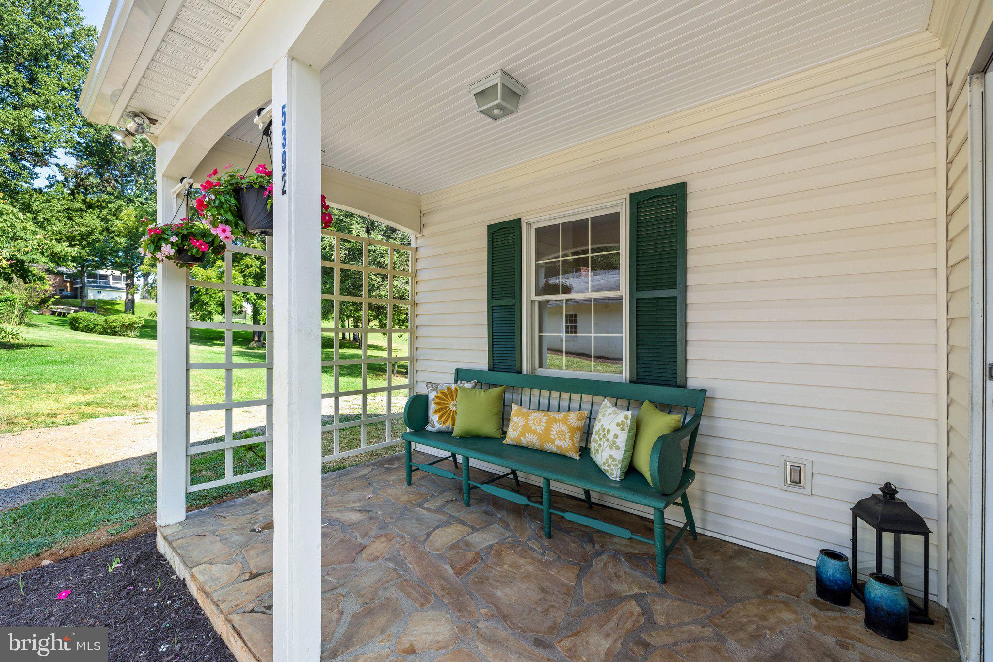 5396 Dumfries Road Warrenton, VA 20187 - Photo 27 of 39 Cottage on propery - bring mom