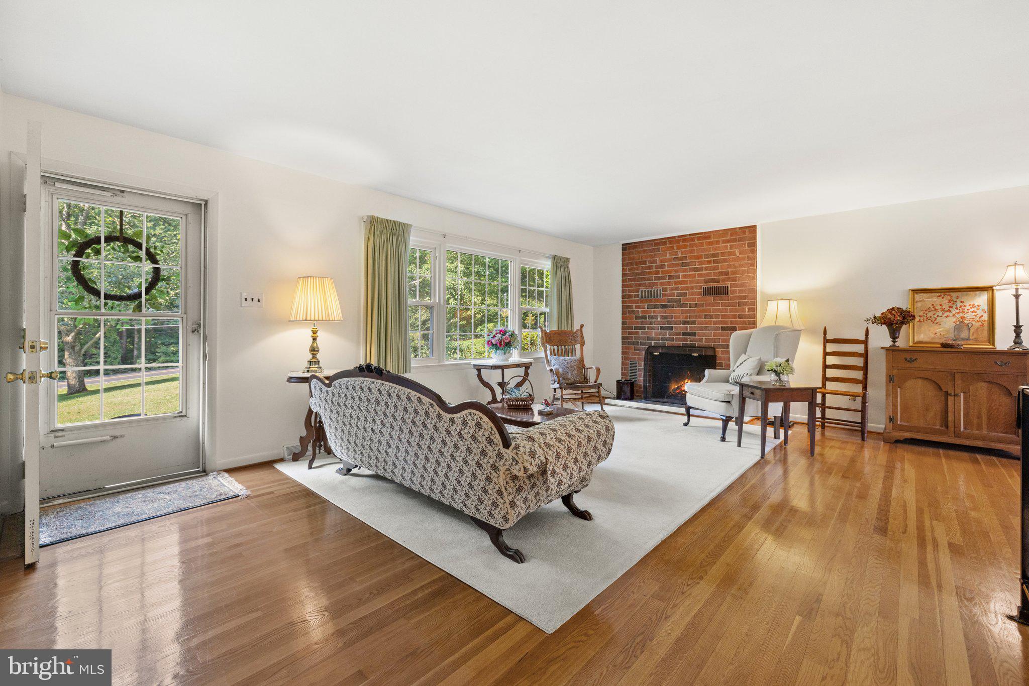 5396 Dumfries Road Warrenton, VA 20187 - Photo 9 of 39 Wood burning fireplace