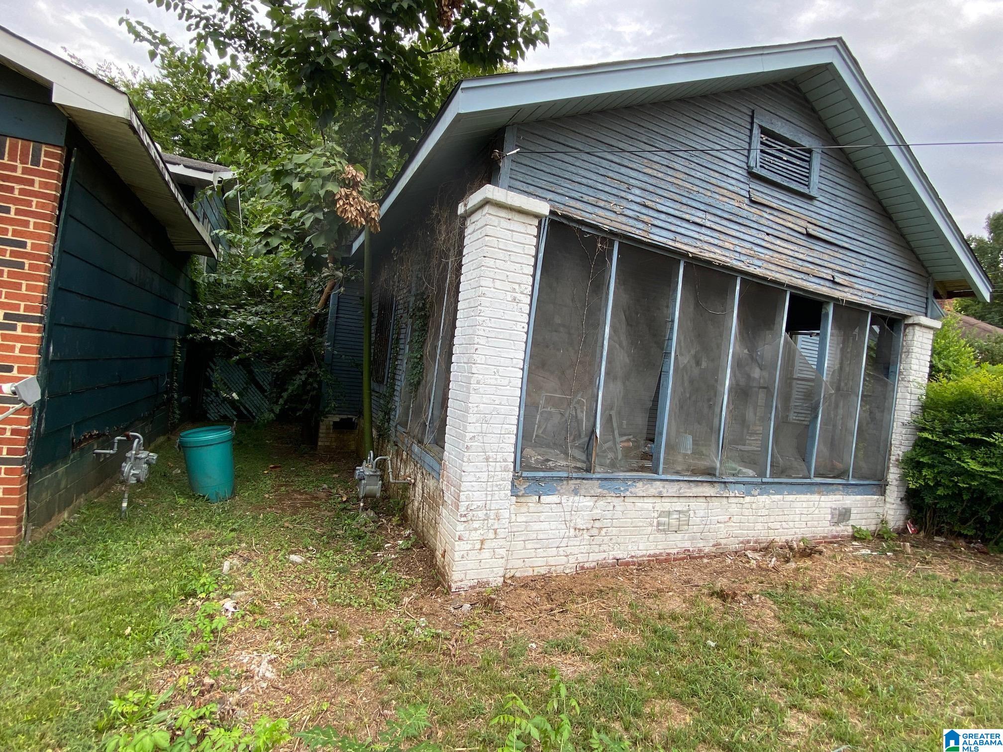 1409 24th Street Southwest Birmingham, AL 35211 - Photo 4 of 10