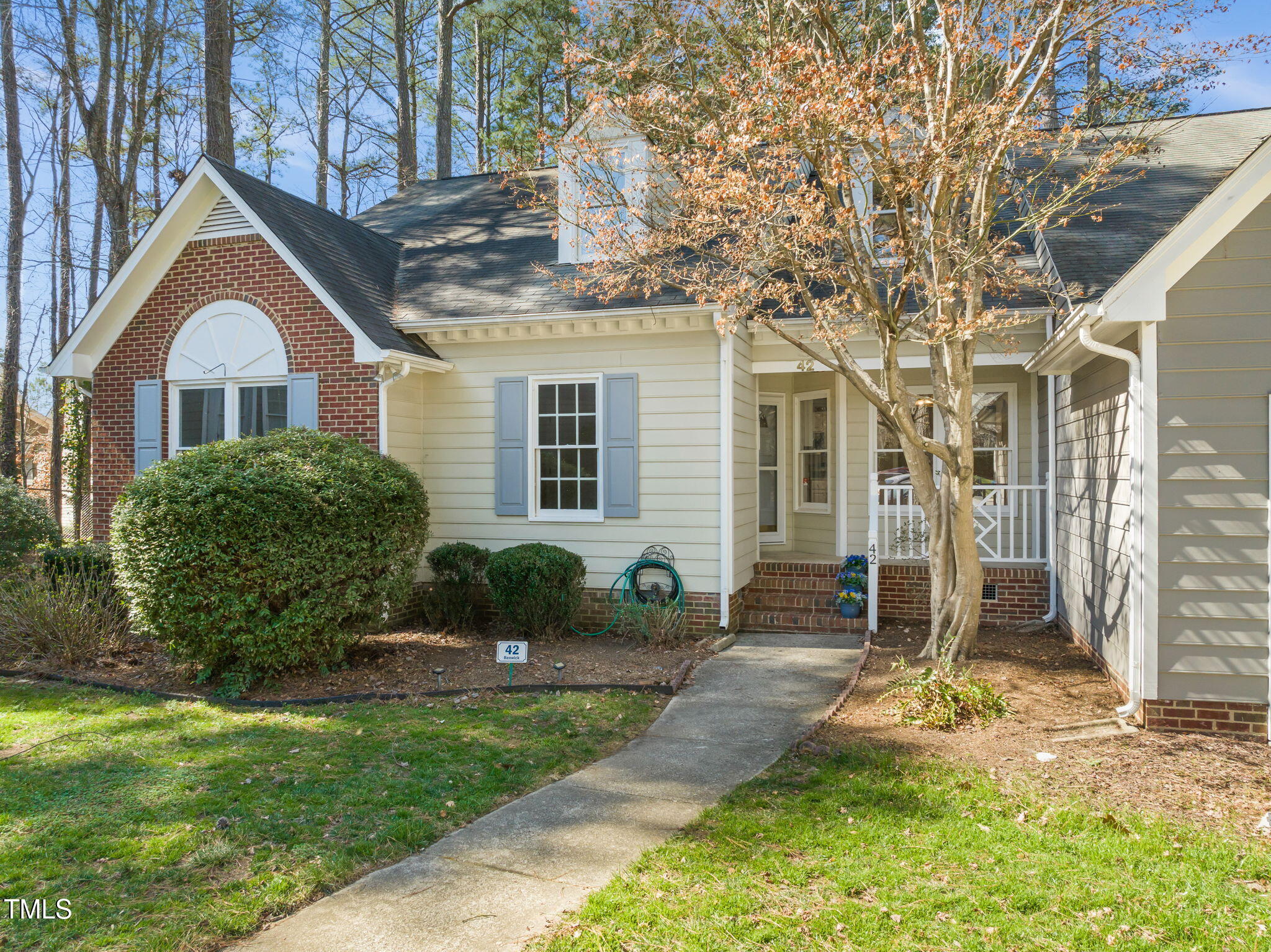 42 Renwick Court Raleigh, NC 27615 - Photo 1 of 58 42 Renwick (2)