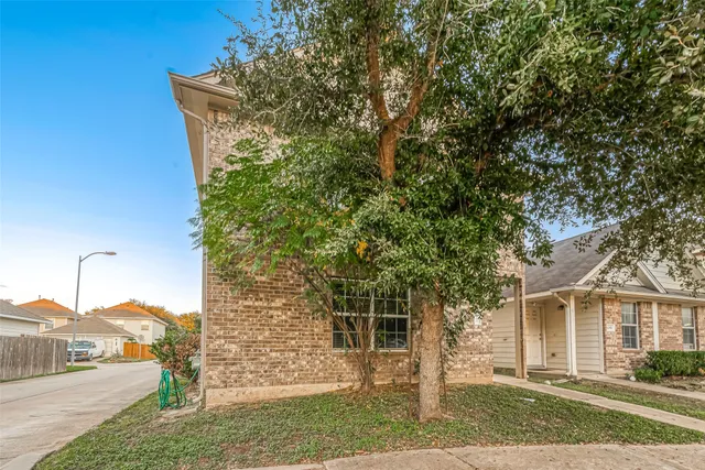 $1,900 | 6352 Austinville Drive, Katy, TX 77449