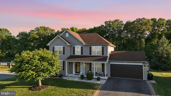 $499,000 | 19 Grayton Drive, Smyrna, DE 19977