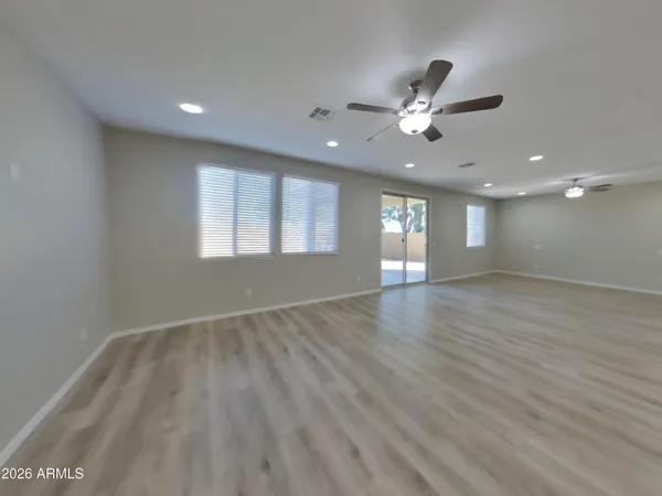$3,039 | 4122 West Federal Way, San Tan Valley, AZ 85144