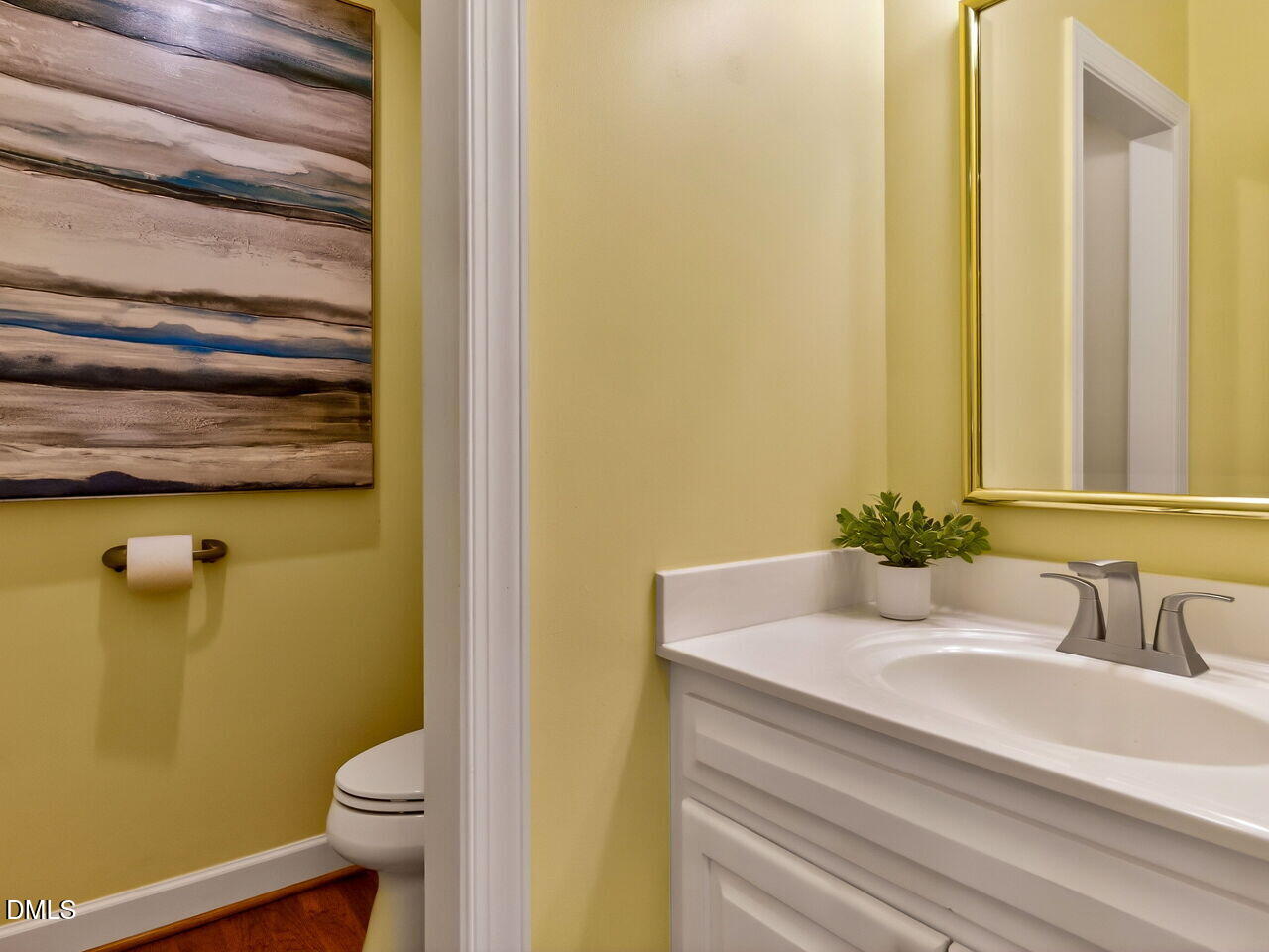 6104 Wolverhampton Drive Raleigh, NC 27603 - Photo 14 of 35 017-1280x960-half-bath