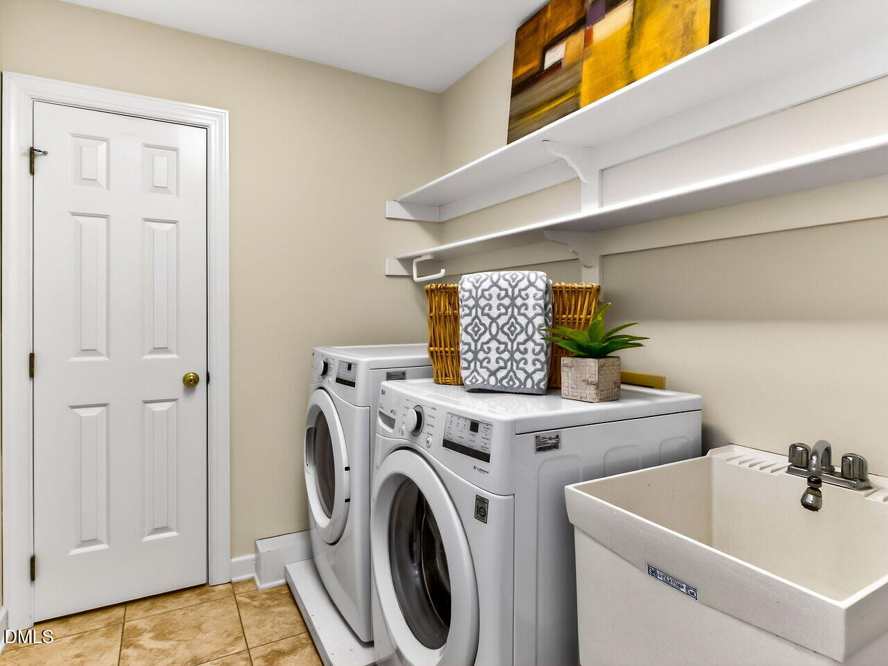 6104 Wolverhampton Drive Raleigh, NC 27603 - Photo 20 of 35 031-1280x960-laundry-room