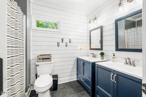 $1,250,000 | 107 Meadowglades Lane, Cary, NC 27518