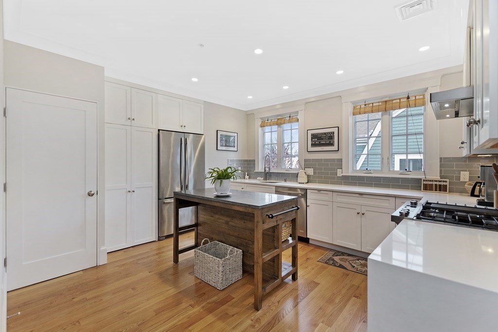 63 Upland Road, Unit 1 Cambridge, MA 02140 - Photo 11 of 31 Gallery Image 11