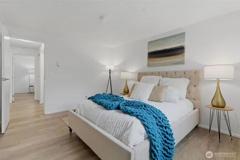 $315,000 | 14555 Northeast 32nd Street, Unit F101, Bellevue, WA 98007