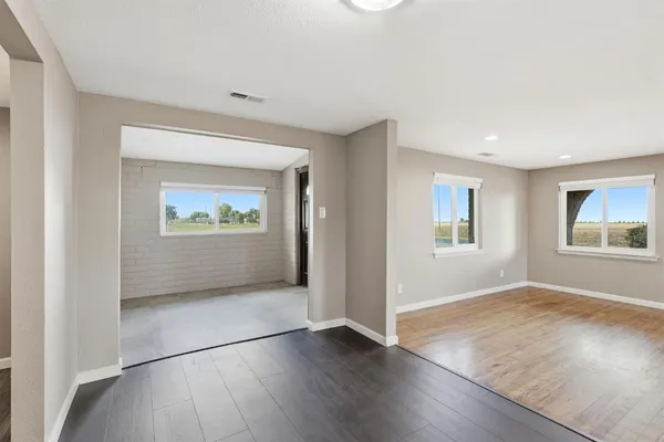 $799,999 | 20042 North Ray Road, Lodi, CA 95242