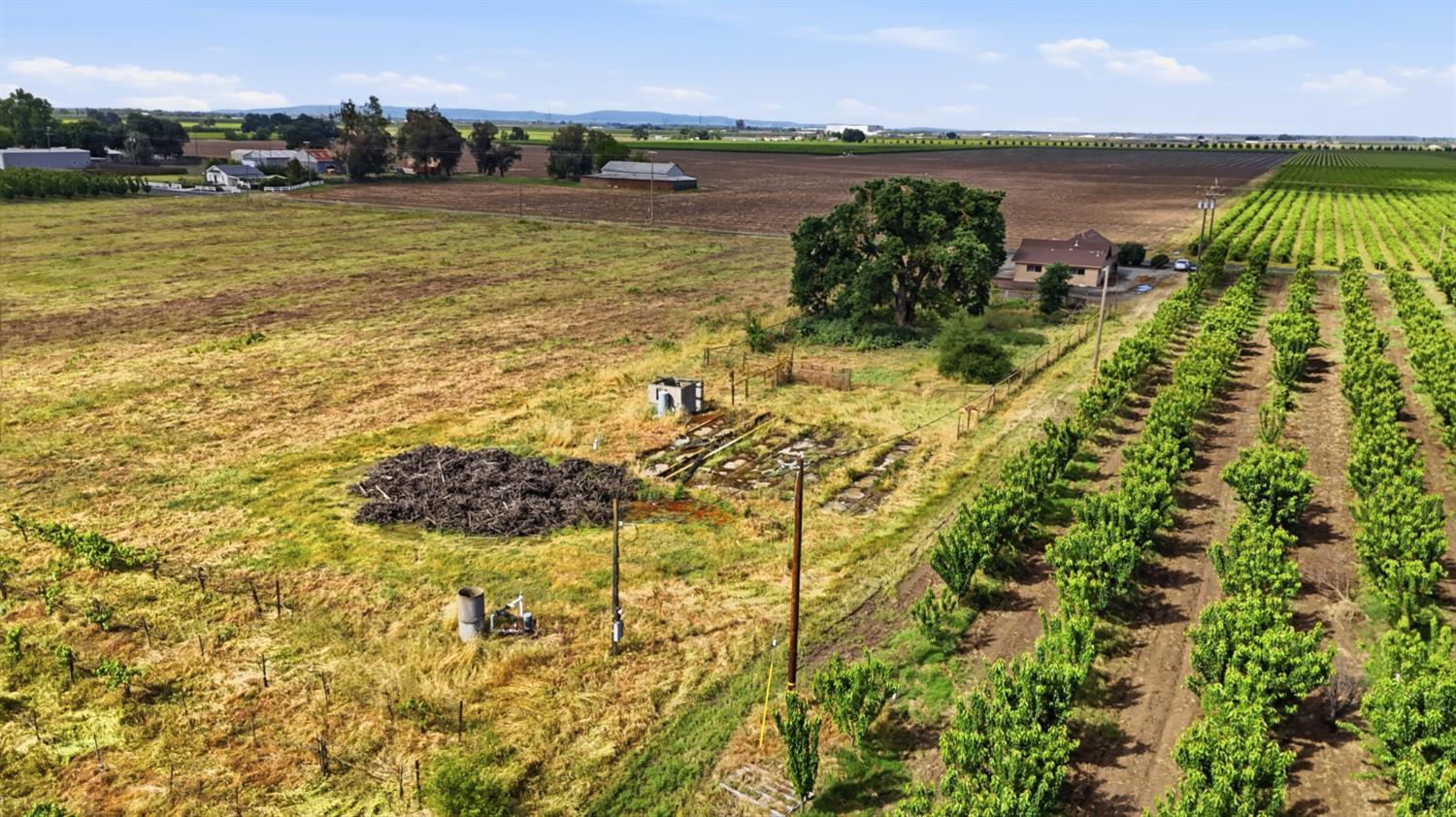 20042 North Ray Road Lodi, CA 95242 - Photo 42 of 57