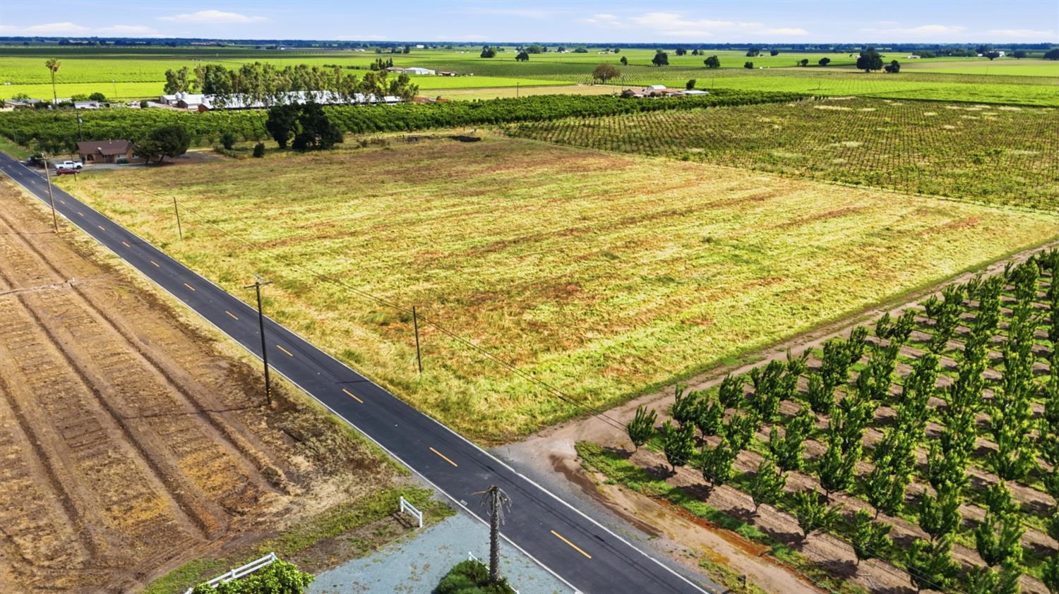 20042 North Ray Road Lodi, CA 95242 - Photo 44 of 57