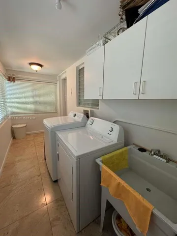 $16,000 | 6015 Pine Tree Drive, Miami Beach, FL 33140