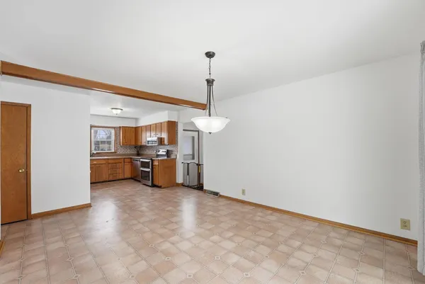 $284,900 | 1109 13th Avenue Southwest, Willmar, MN 56201