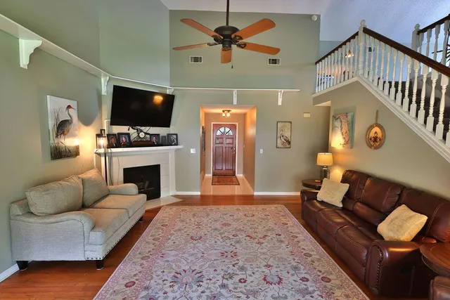 $500,000 | 124 Long Pointe Drive, Mary Esther, FL 32569