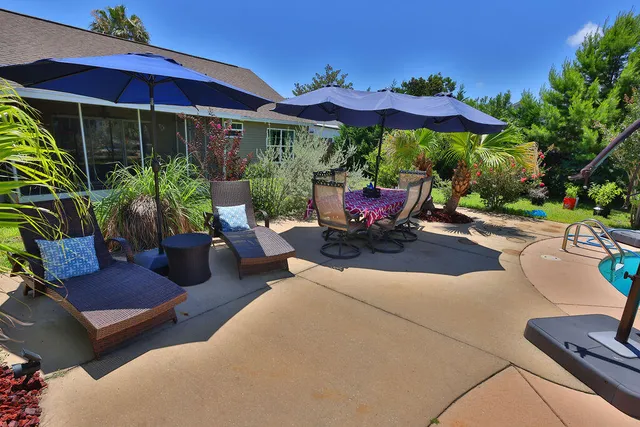 $500,000 | 124 Long Pointe Drive, Mary Esther, FL 32569