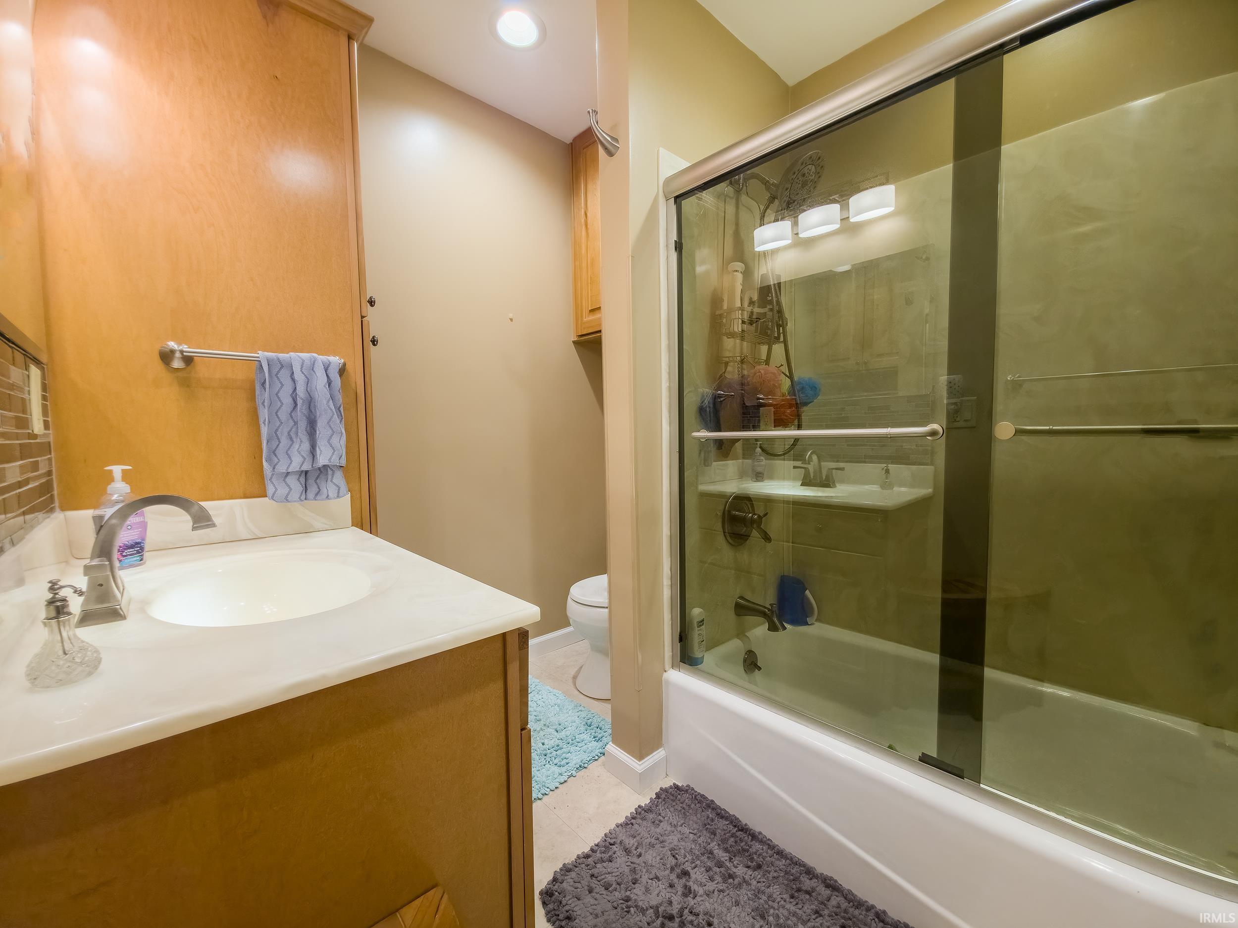 1433 Lisa Lane Mount Carmel, IL 62863 - Photo 15 of 36