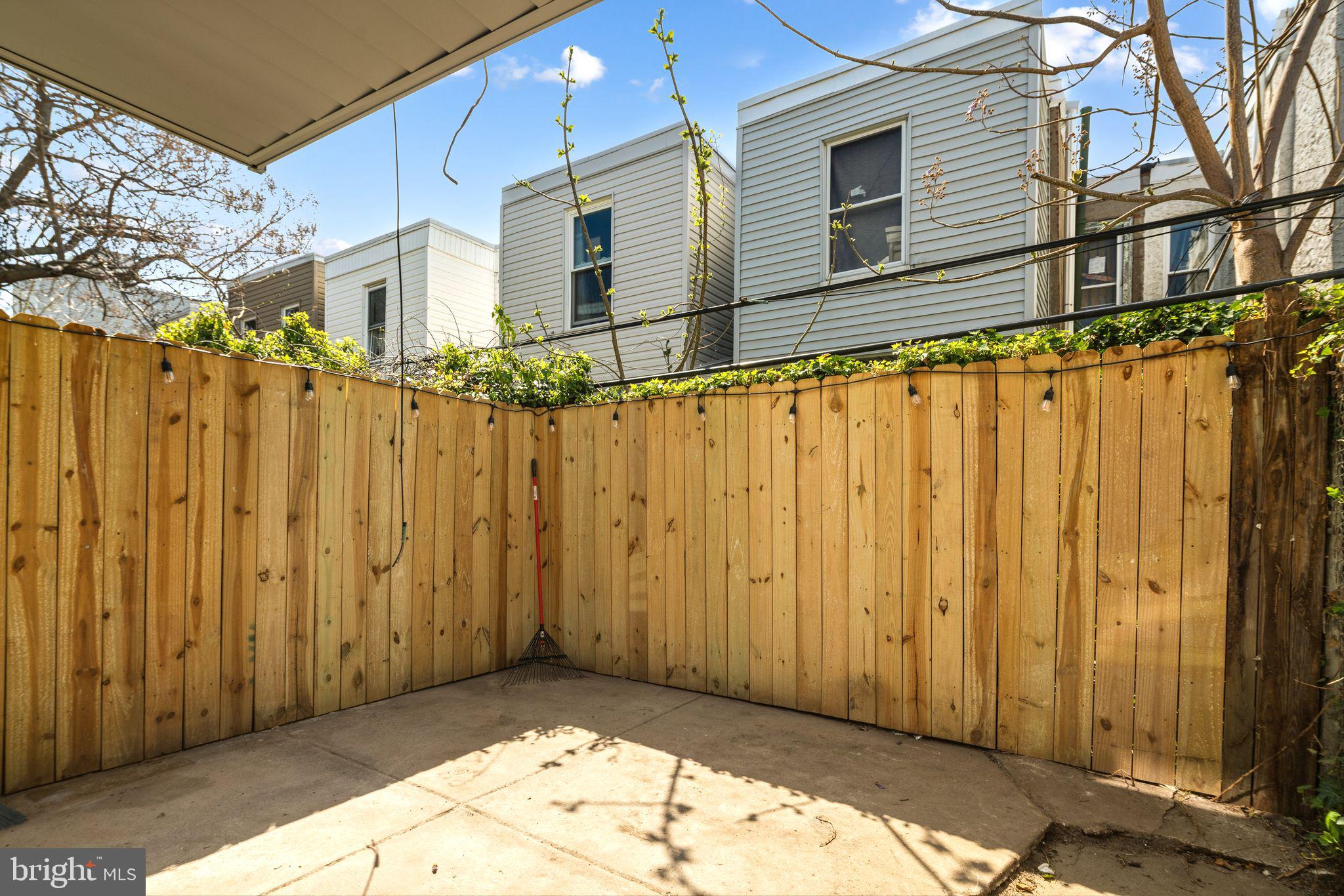2040 Fernon Street Philadelphia, PA 19145 - Photo 19 of 20