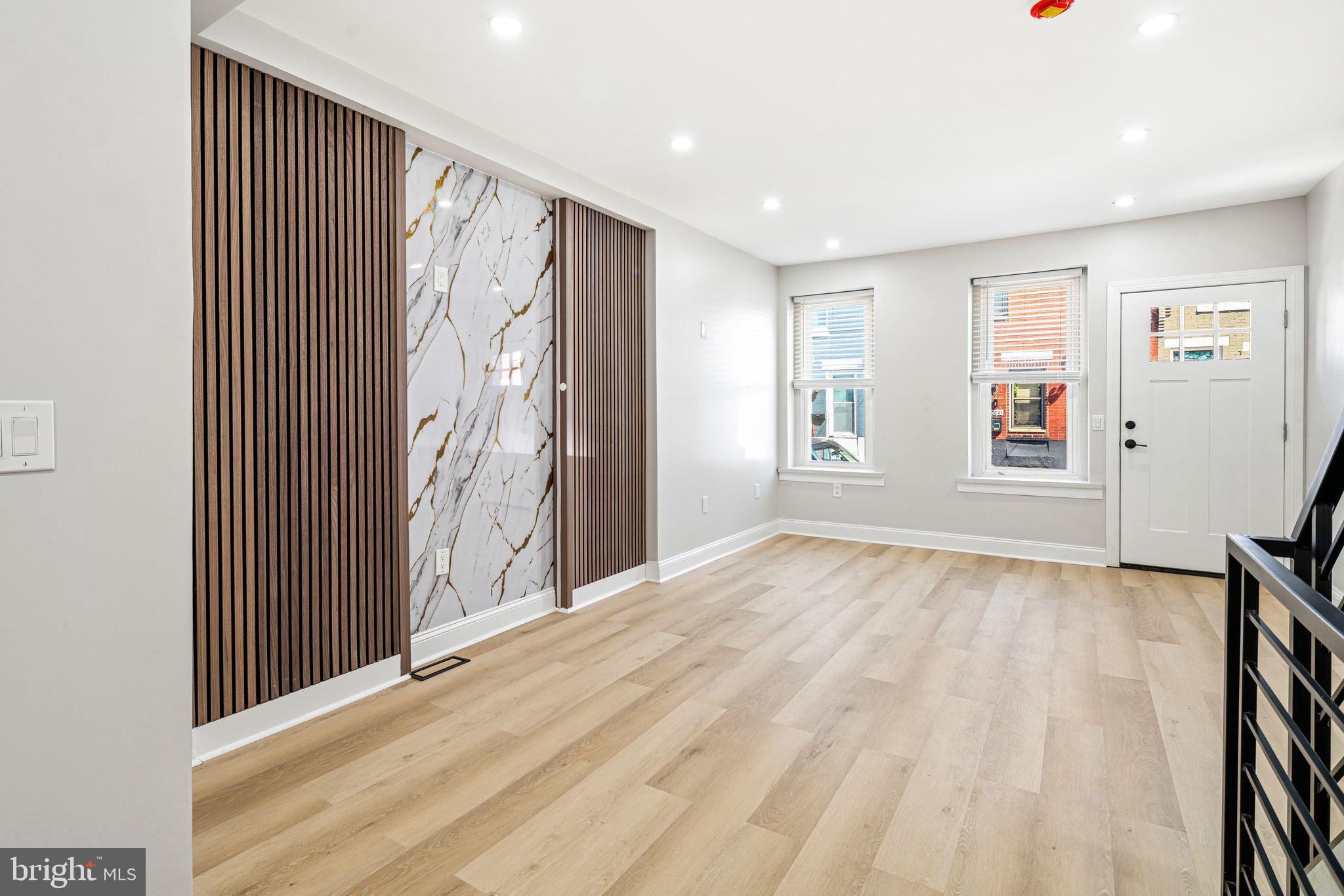 2040 Fernon Street Philadelphia, PA 19145 - Photo 3 of 20