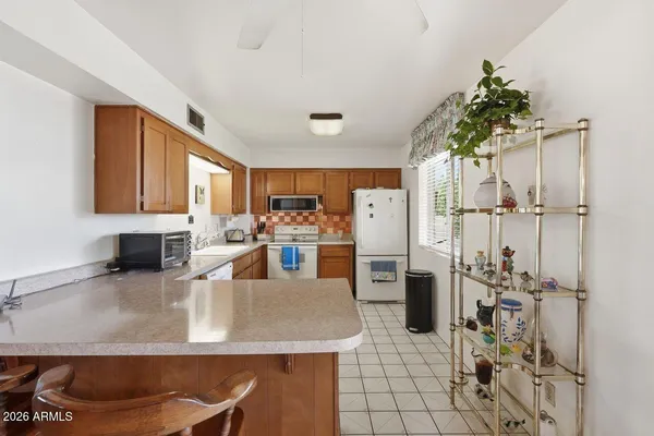 $414,500 | 1818 West Morten Avenue, Phoenix, AZ 85021