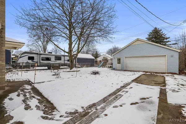 $229,900 | 252 Edward Street, North Tonawanda, NY 14120