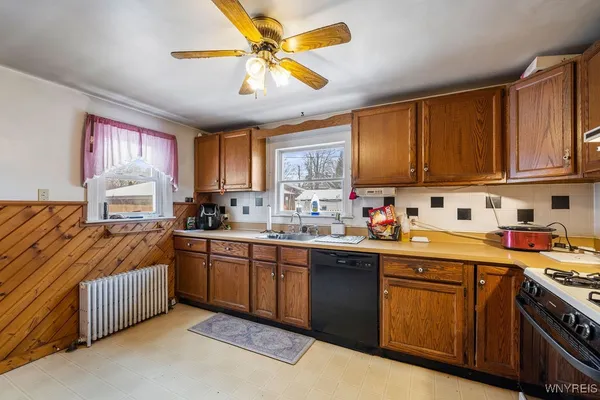 $229,900 | 252 Edward Street, North Tonawanda, NY 14120