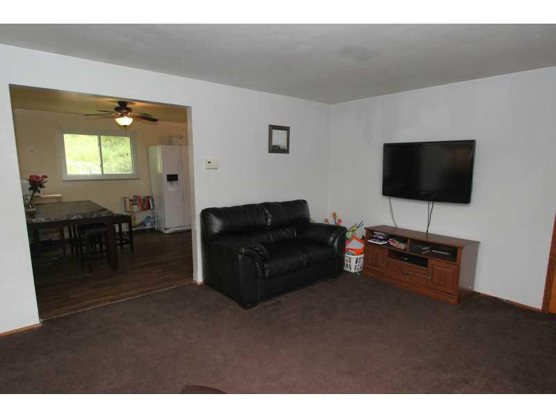 1305 McCully Road Castle Shannon, PA 15234 - Photo 4 of 17 Living Room.