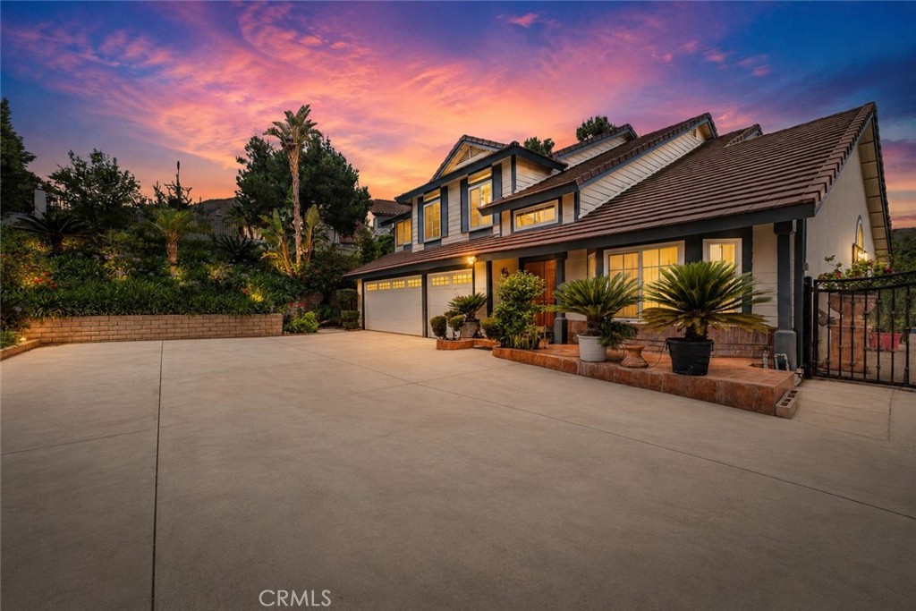 17347 Northlake Street Riverside, CA 92503 - Photo 5 of 44 Front of house Ai Twilight