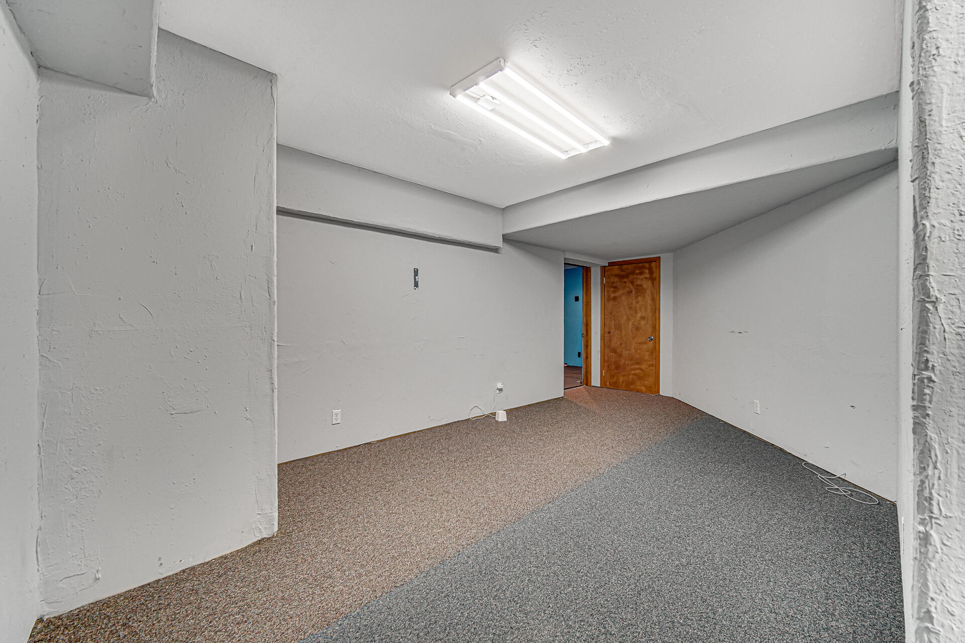 515 Tamarack Trail Hebron, IN 46341 - Photo 23 of 38 a view of empty room
