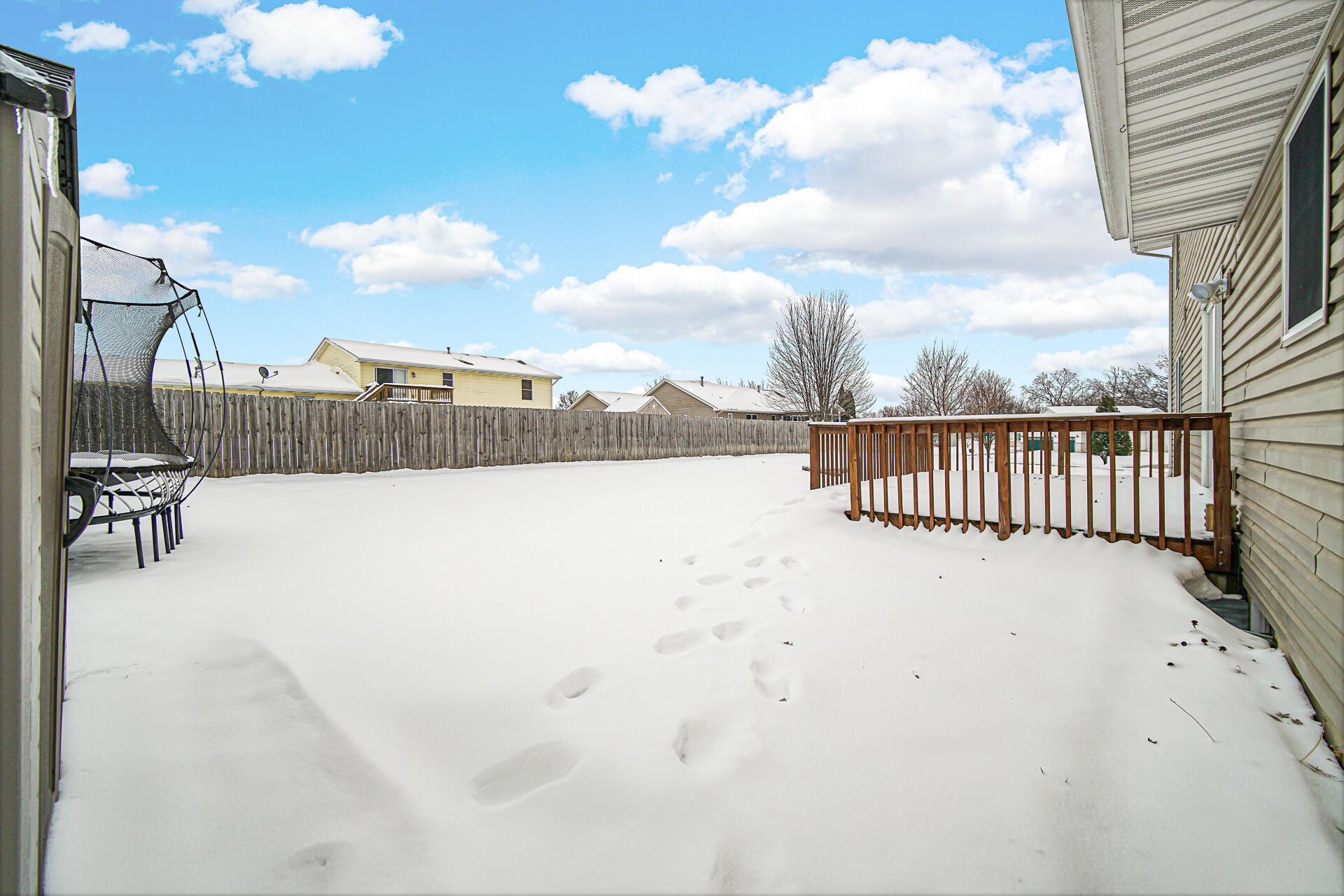 515 Tamarack Trail Hebron, IN 46341 - Photo 28 of 38 a view of balcony with furniture