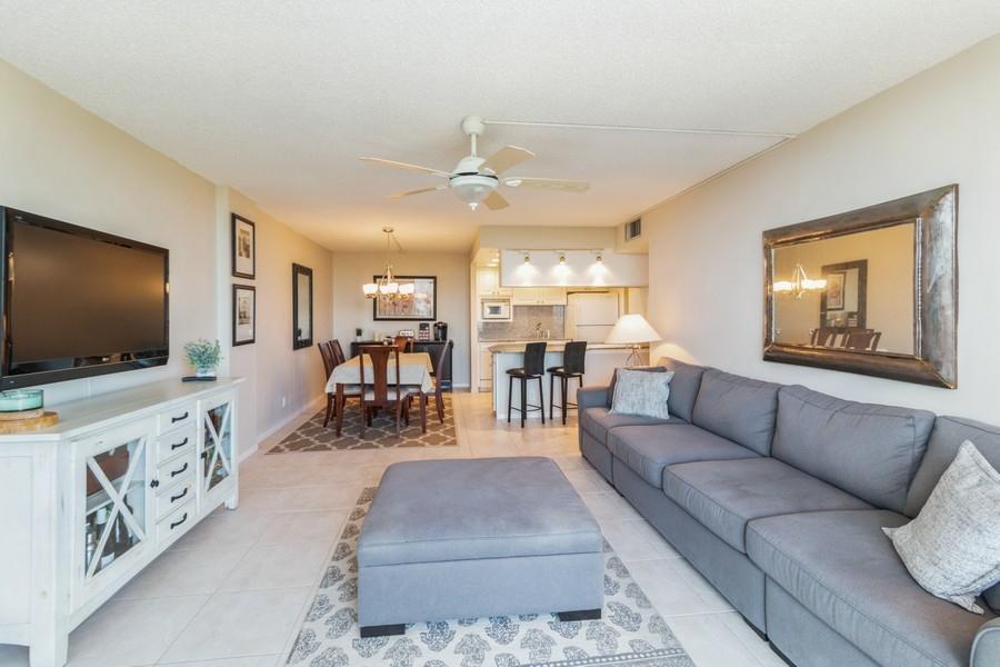 2121 North Ocean Boulevard, Unit 804E Boca Raton, FL 33431 - Photo 3 of 20 Living Room 2