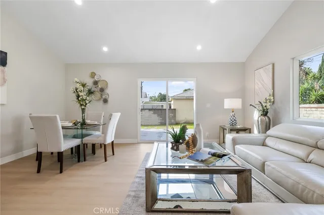 $1,049,000 | 14137 Gain Street, Arleta, CA 91331